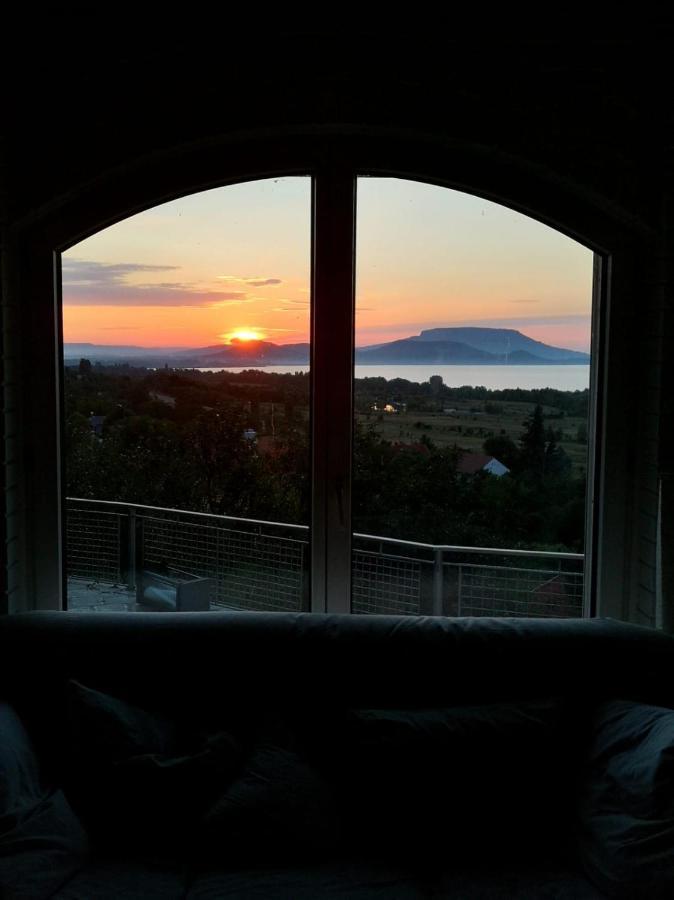 Villa Panoráma Balaton Balatongyörök Esterno foto