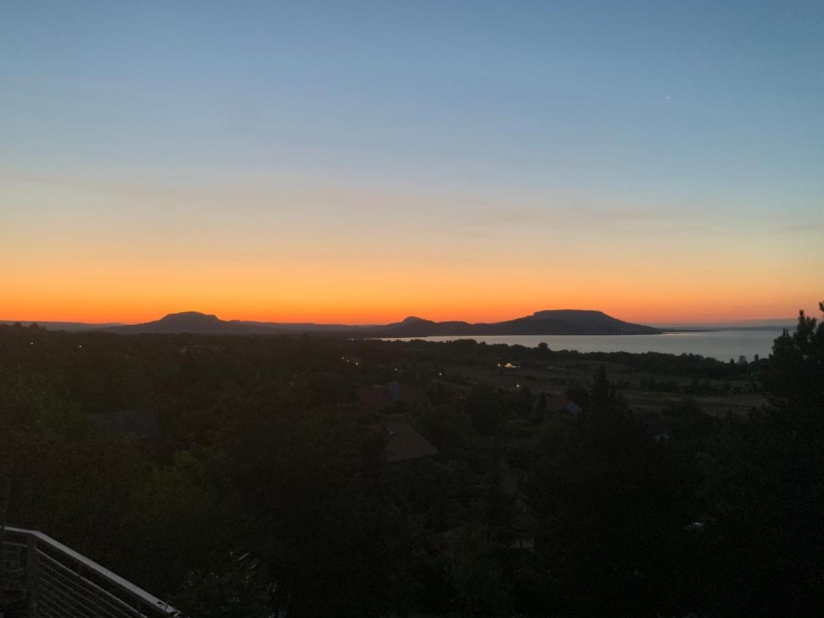 Villa Panoráma Balaton Balatongyörök Esterno foto